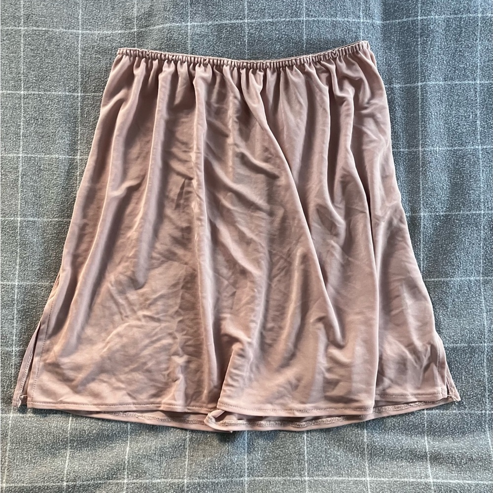 Vassarette Women's Tan A-Line Half Slip